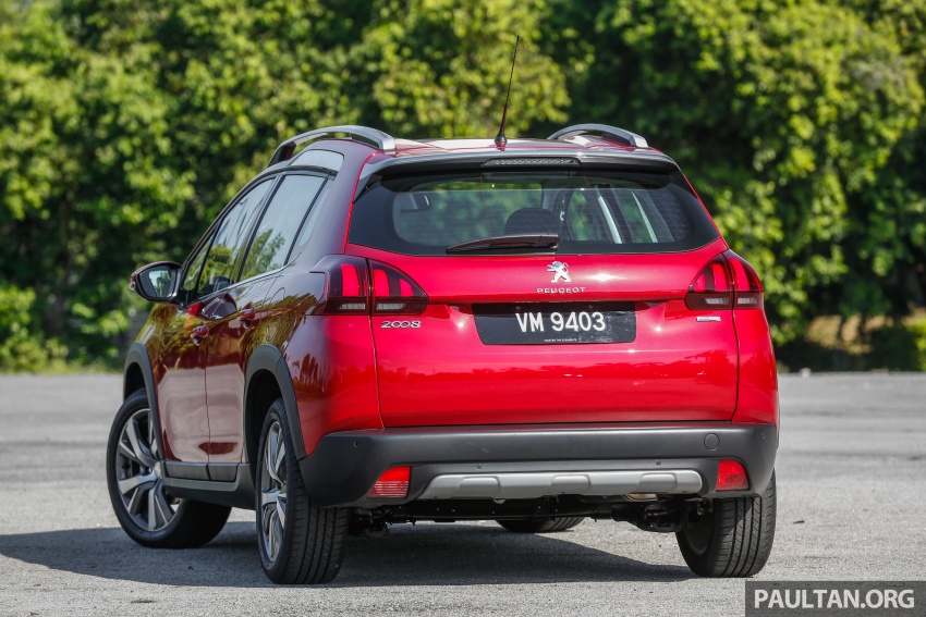 FIRST DRIVE: Peugeot 208 and 2008 1.2L PureTech 675616