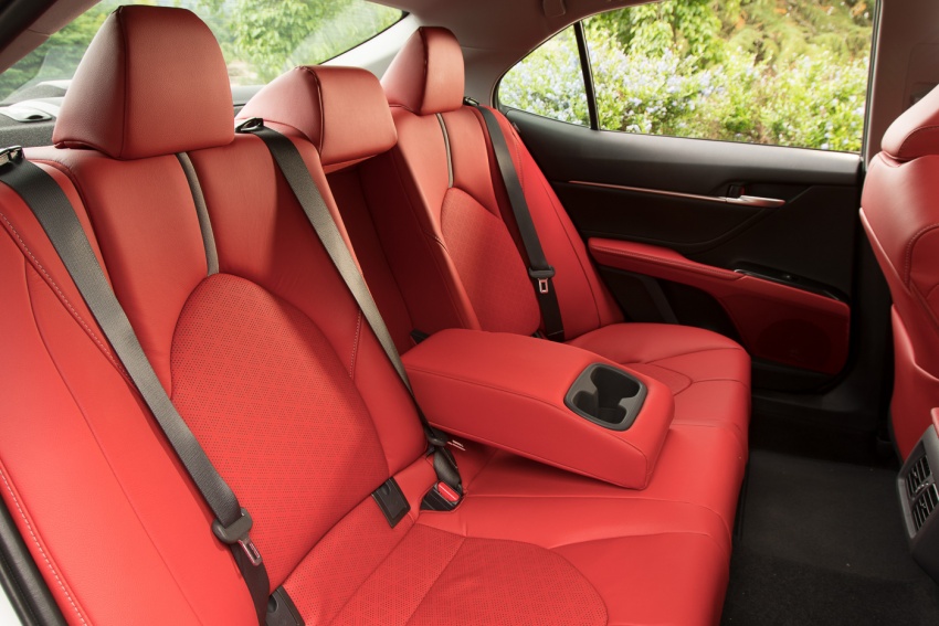 Toyota Camry 2018 – perincian untuk pasaran Amerika 676149
