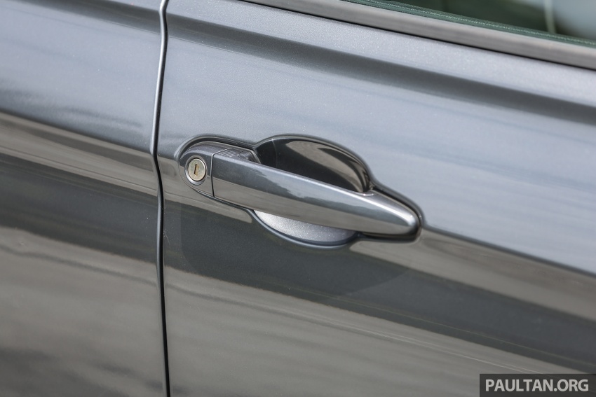 Driven Web Series 2017 #1: plug-in hybrid sedans – BMW 330e vs Mercedes C350e vs VW Passat 2.0 TSI 690554