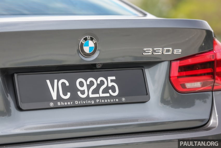 Driven Web Series 2017 #1: plug-in hybrid sedans – BMW 330e vs Mercedes C350e vs VW Passat 2.0 TSI 690577