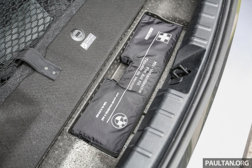 Driven Web Series 2017 #1: plug-in hybrid sedans – BMW 330e vs Mercedes C350e vs VW Passat 2.0 TSI 690641