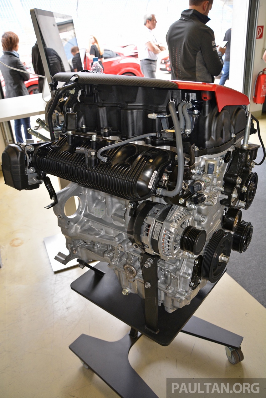 DRIVEN: 2017 FK8 Honda Civic Type R, paradigm shift 689047