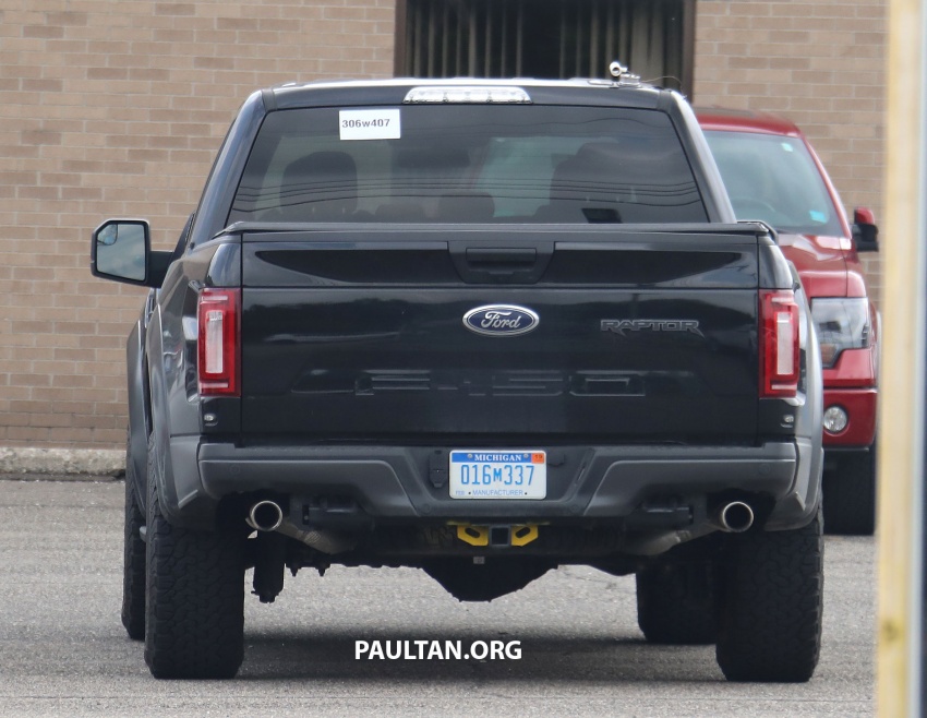 SPYSHOTS: 2018 Ford F-150 Raptor – subtle changes 685557