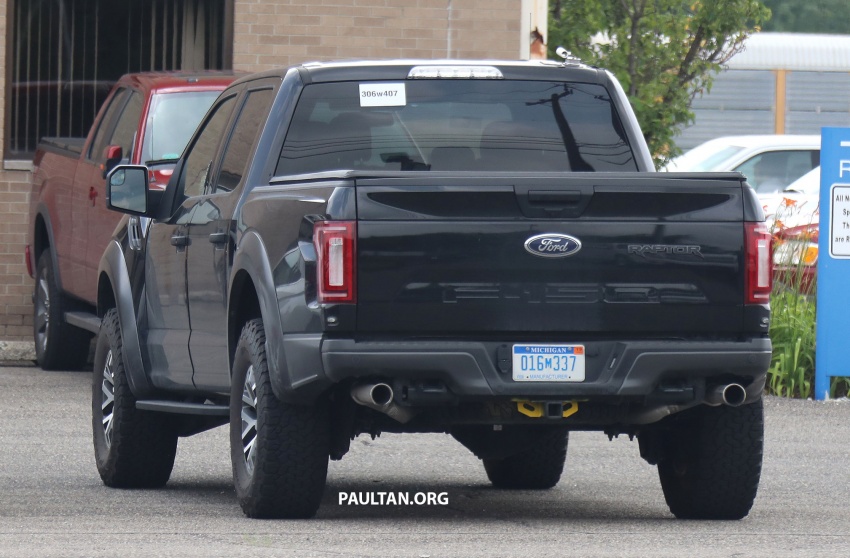 SPYSHOTS: 2018 Ford F-150 Raptor – subtle changes 685556