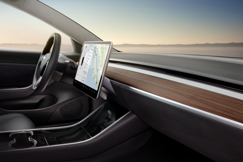 Tesla Model 3 – versi produksi model paling murah 691053