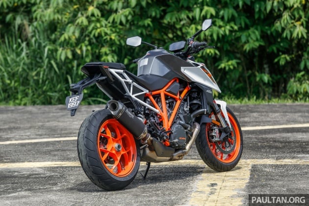 REVIEW: 2017 KTM 1290 Super Duke R – “The Beast”