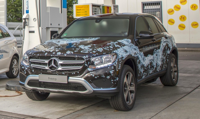 Daimler expands hydrogen filling network in Germany 694253