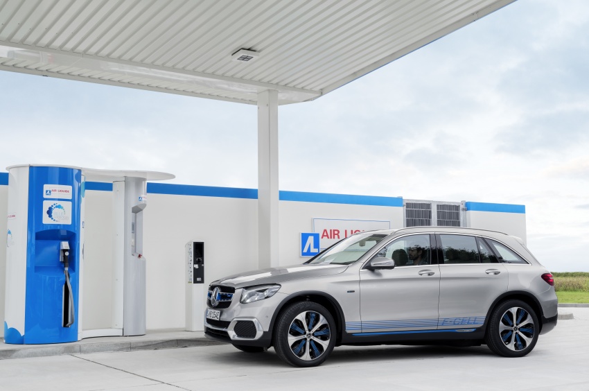 Mercedes-Benz GLC F-Cell revealed in pre-production form at Frankfurt show – two electric energy sources 710359