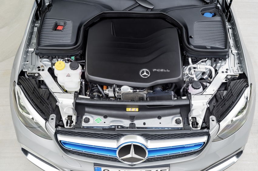 Mercedes-Benz GLC F-Cell revealed in pre-production form at Frankfurt show – two electric energy sources 710360