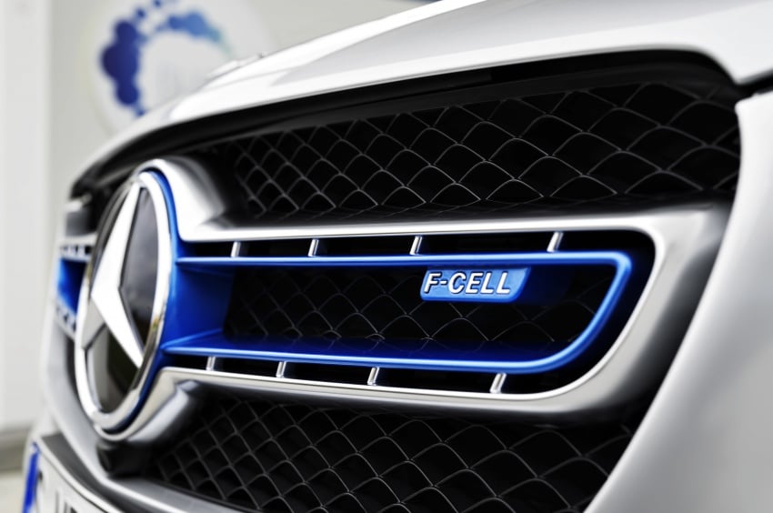 Mercedes-Benz GLC F-Cell revealed in pre-production form at Frankfurt show – two electric energy sources 710361