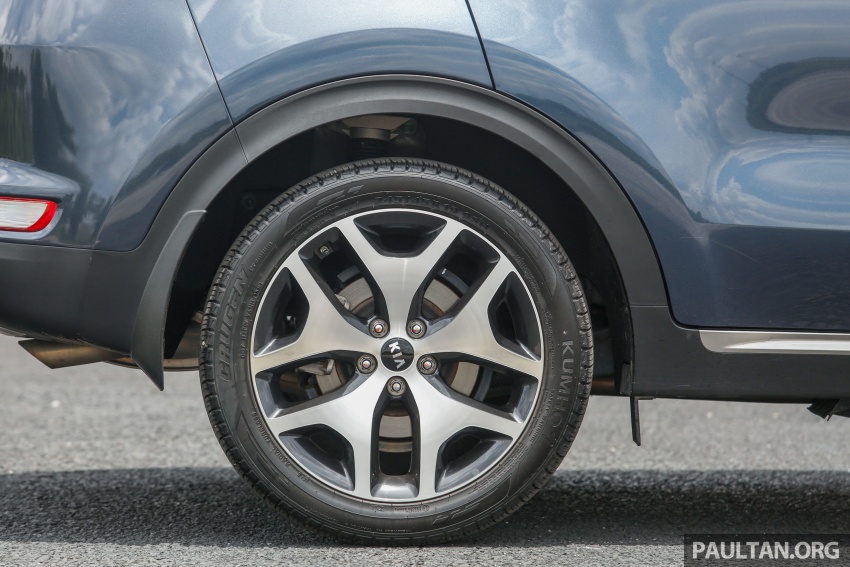 FIRST DRIVE: Kia Sportage 2.0L GT CRDi video review 722552