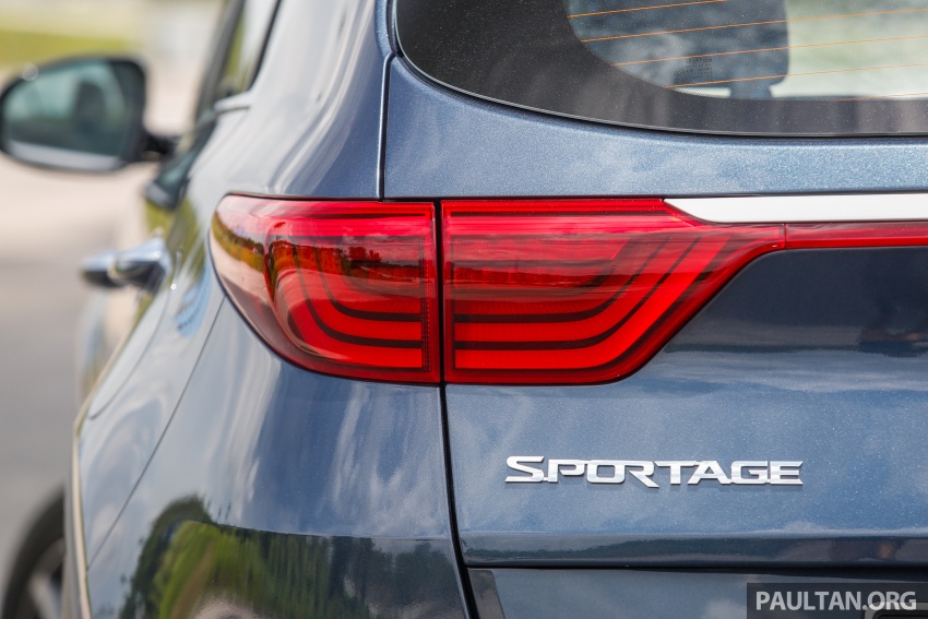 FIRST DRIVE: Kia Sportage 2.0L GT CRDi video review 722557