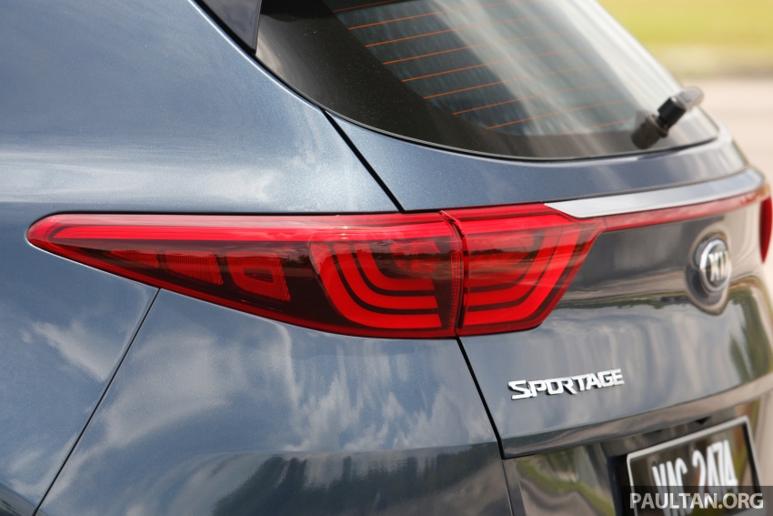 FIRST DRIVE: Kia Sportage 2.0L GT CRDi video review 722559