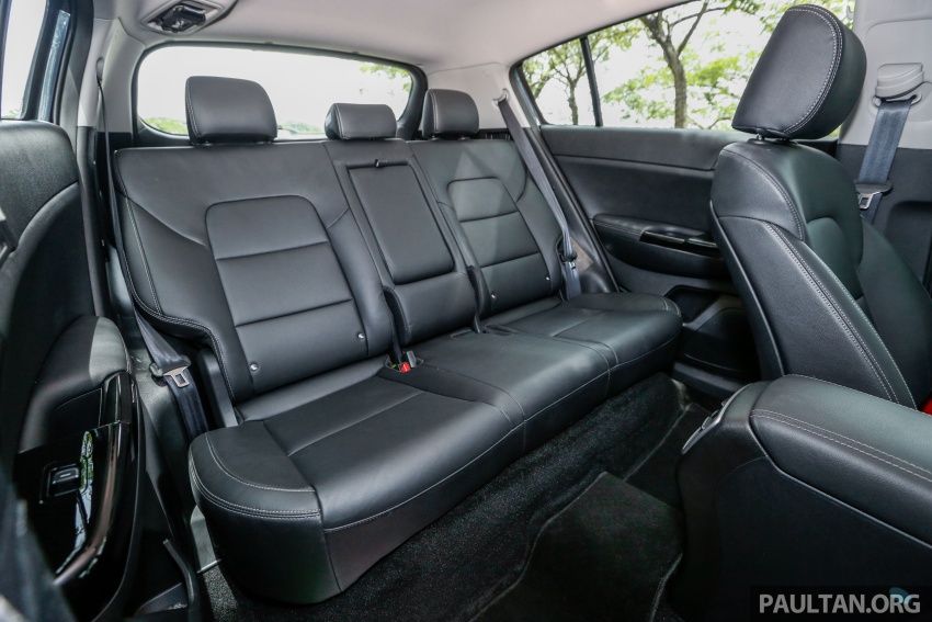 FIRST DRIVE: Kia Sportage 2.0L GT CRDi video review 722636