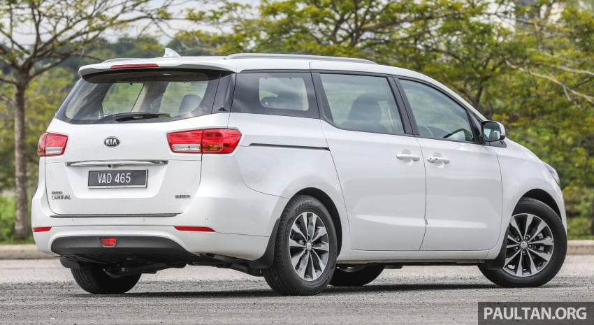 FIRST DRIVE: Kia Grand Carnival 2.2D video review 732767