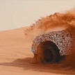 VIDEO: Lamborghini Urus drives through the desert