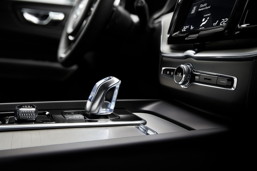 Volvo XC60 2018 dilancarkan di Malaysia – varian CKD dari RM299k, varian CBU tunggal pada harga RM374k 765740