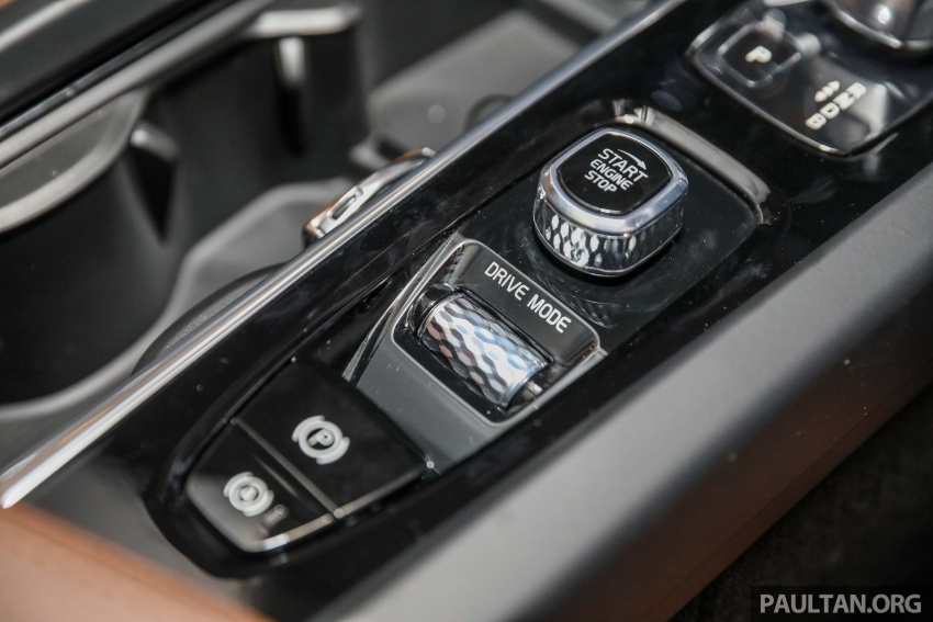 Volvo XC60 2018 dilancarkan di Malaysia – varian CKD dari RM299k, varian CBU tunggal pada harga RM374k 766335