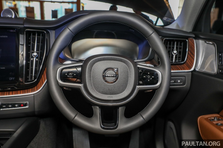 Volvo XC60 2018 dilancarkan di Malaysia – varian CKD dari RM299k, varian CBU tunggal pada harga RM374k 766317