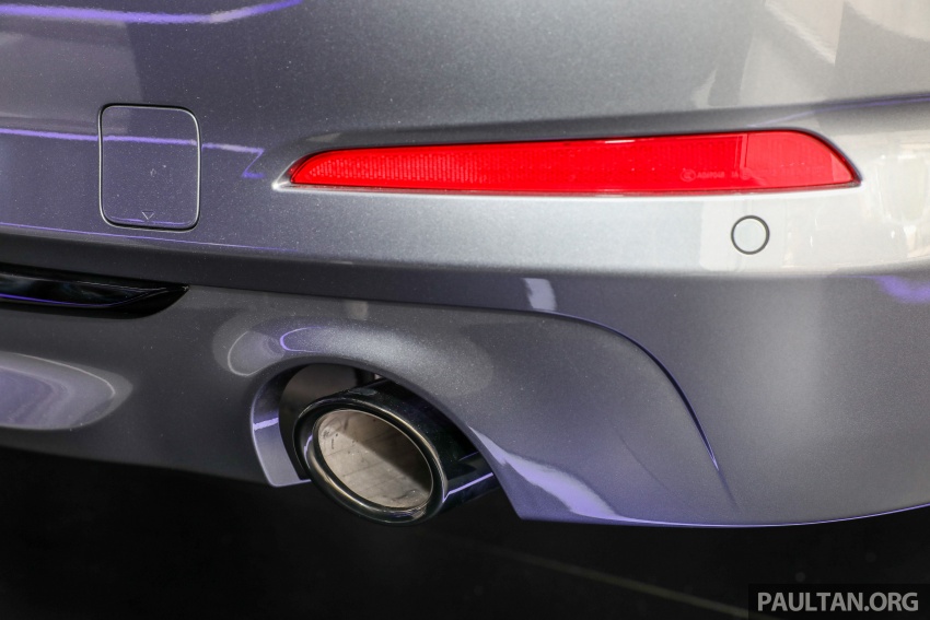 GALLERY: BMW 530e iPerformance plug-in vs 530i 769792