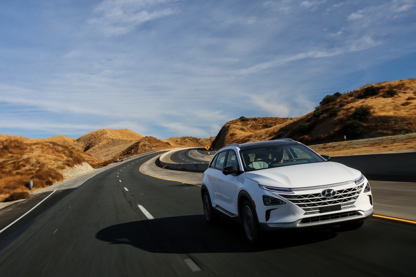 Hyundai Nexo – hydrogen fuel cell EV debuts at CES 758245
