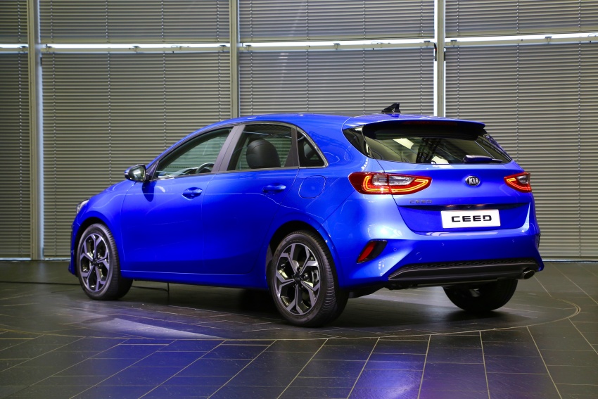Kia Ceed revealed ahead of Geneva Motor Show – third-gen model gets new styling, name, more tech 779576