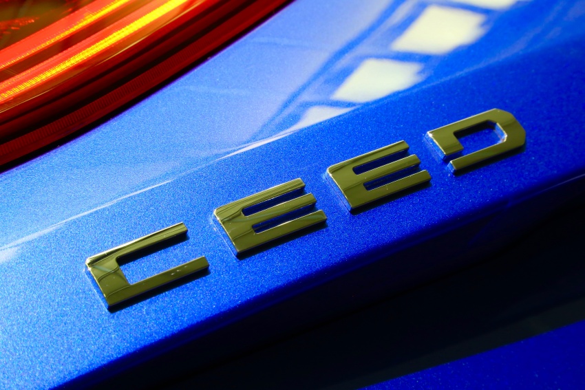 Kia Ceed revealed ahead of Geneva Motor Show – third-gen model gets new styling, name, more tech 779616