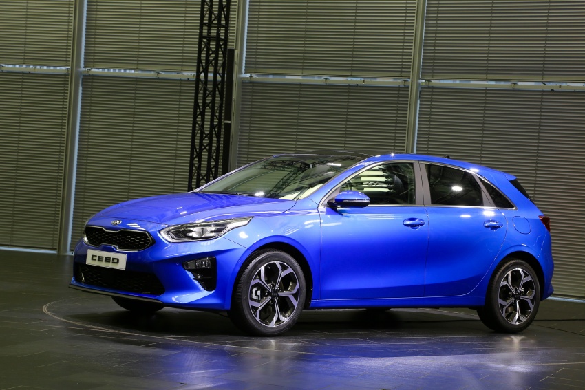 Kia Ceed revealed ahead of Geneva Motor Show – third-gen model gets new styling, name, more tech 779571