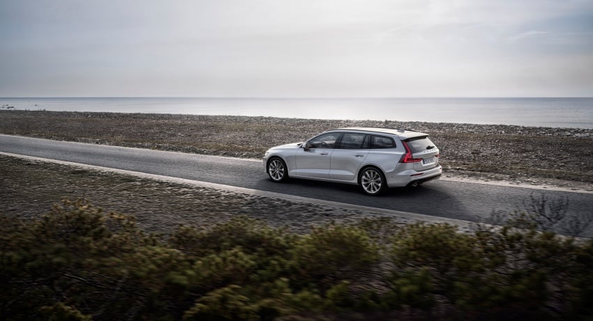 2018 Volvo V60 unveiled – new T6 Twin Engine PHEV 781387