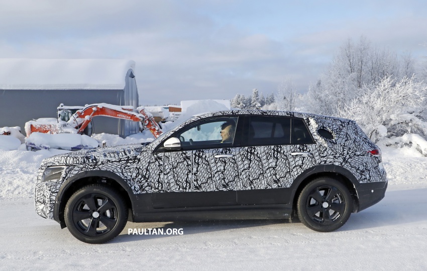 SPYSHOTS: Mercedes-Benz EQ C seen testing again 777623