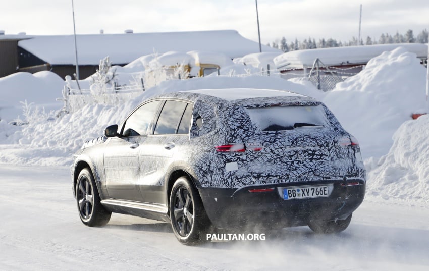 SPYSHOTS: Mercedes-Benz EQ C seen testing again 777625