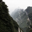 Range Rover Sport PHEV climbs China’s Dragon Road and Heaven’s Gate – 99 turns, 999 steps, 45 degrees