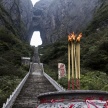 Range Rover Sport PHEV climbs China’s Dragon Road and Heaven’s Gate – 99 turns, 999 steps, 45 degrees