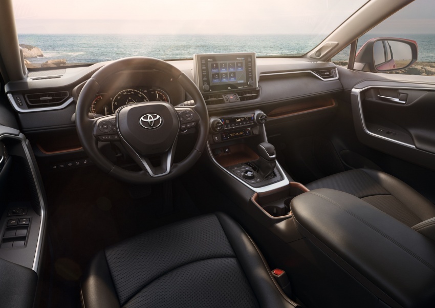 Toyota RAV4 tiba di New York – guna platform TNGA, enjin Dynamic Force, penggayaan serba baharu 797960
