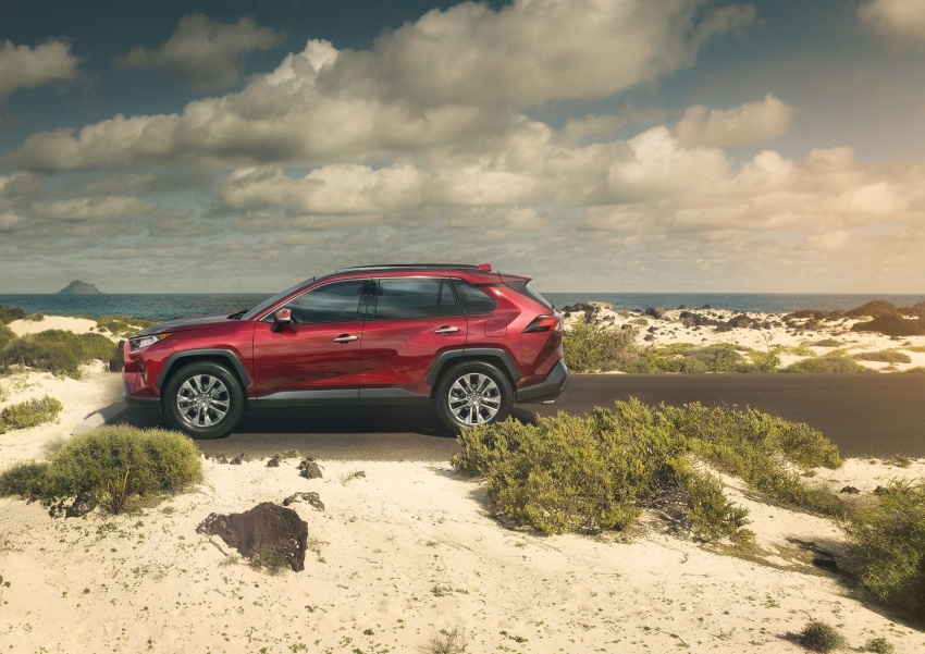 Toyota RAV4 tiba di New York – guna platform TNGA, enjin Dynamic Force, penggayaan serba baharu 797945
