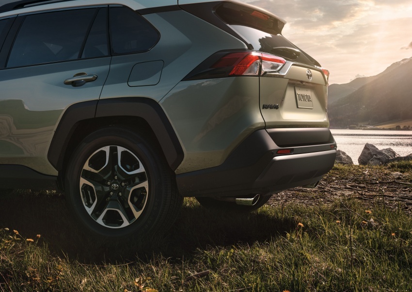 Toyota RAV4 tiba di New York – guna platform TNGA, enjin Dynamic Force, penggayaan serba baharu 797950