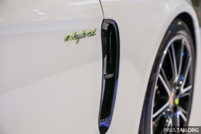 Porsche Panamera Sport Turismo – wagon mewah kini diperkenalkan secara rasmi di M’sia dengan 3 varian 798293