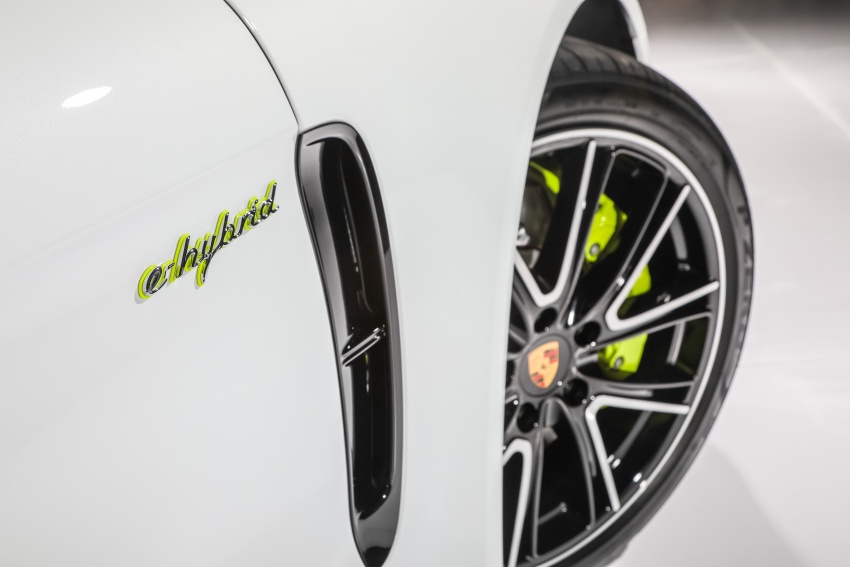 Porsche Panamera Sport Turismo – wagon mewah kini diperkenalkan secara rasmi di M’sia dengan 3 varian 797582