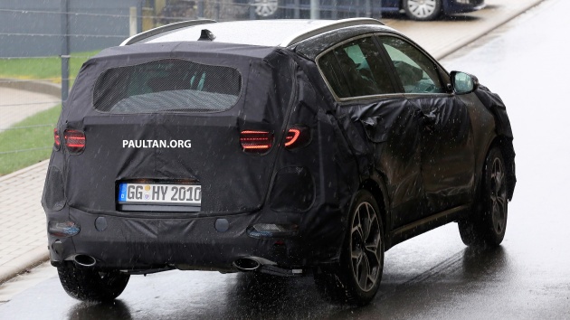 SPIED: Kia Sportage facelift seen near the Nurburgring