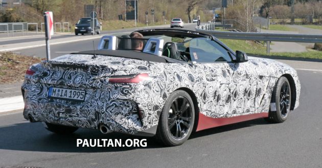 SPYSHOTS: BMW Z4 spotted – top down with interior