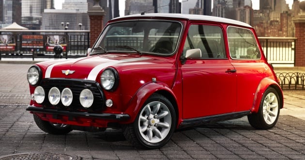 Classic Mini Electric – retro EV debuts in New York