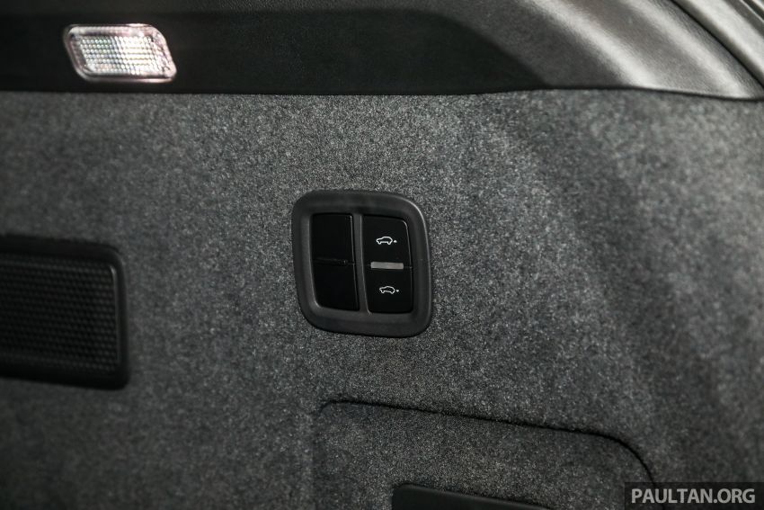 Porsche Cayenne generasi ketiga dilancar di Malaysia – dua varian ditawarkan, harga bermula dari RM745k 836922