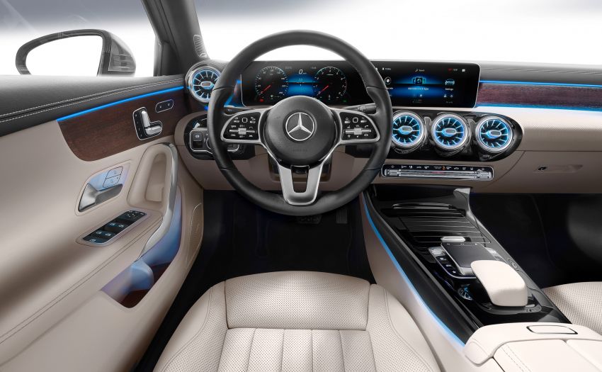 Mercedes-Benz A-Class Sedan V177 akhirnya muncul 843403