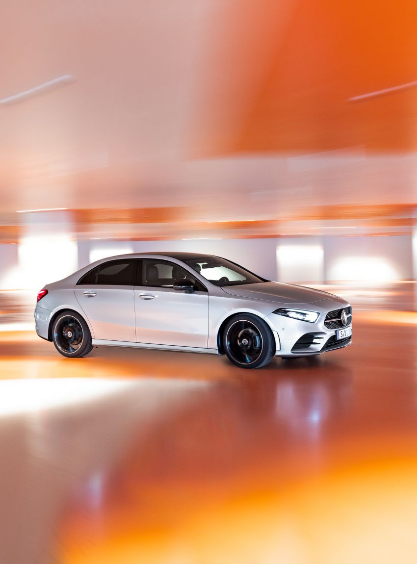Mercedes-Benz A-Class Sedan V177 akhirnya muncul 843414