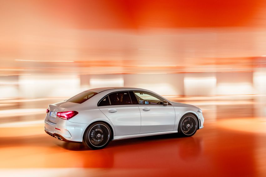 Mercedes-Benz A-Class Sedan V177 akhirnya muncul 843417