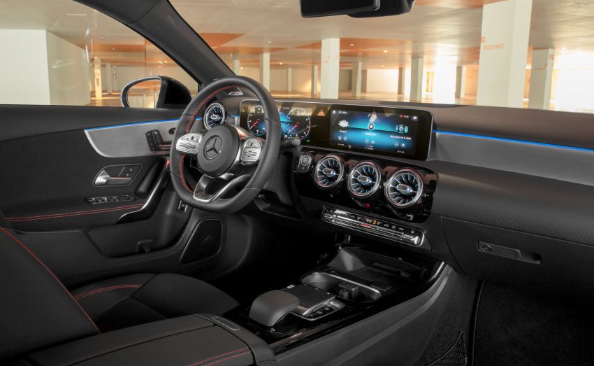 Mercedes-Benz A-Class Sedan V177 akhirnya muncul 843425