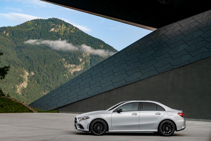 Mercedes-Benz A-Class Sedan V177 akhirnya muncul 843429