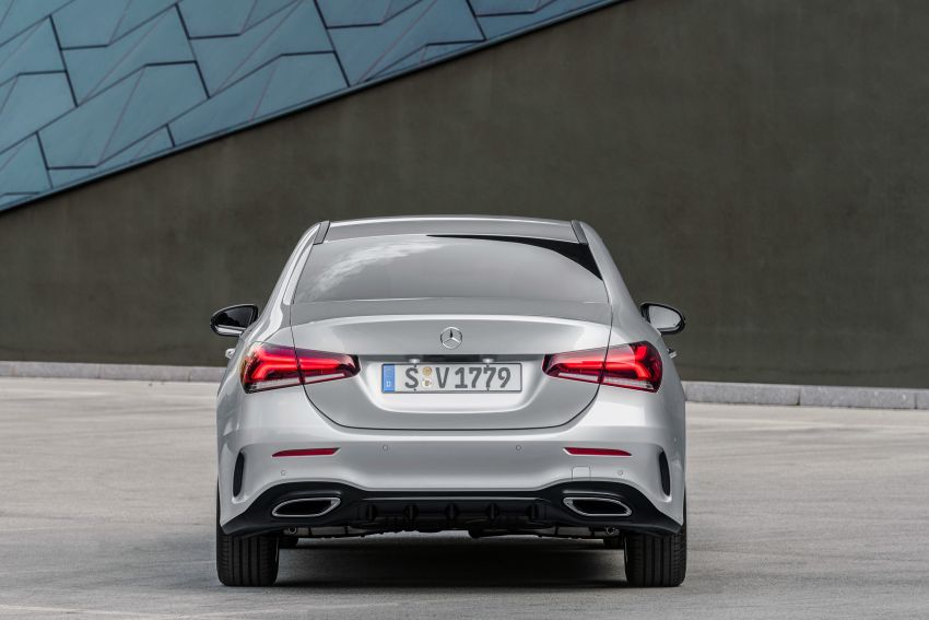 Mercedes-Benz A-Class Sedan V177 akhirnya muncul 843437