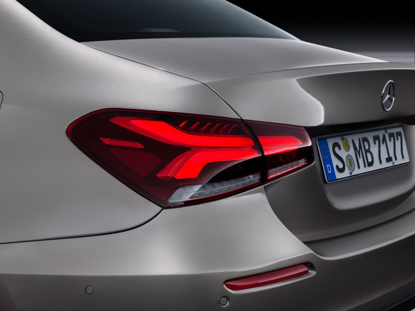 Mercedes-Benz A-Class Sedan V177 akhirnya muncul 843400