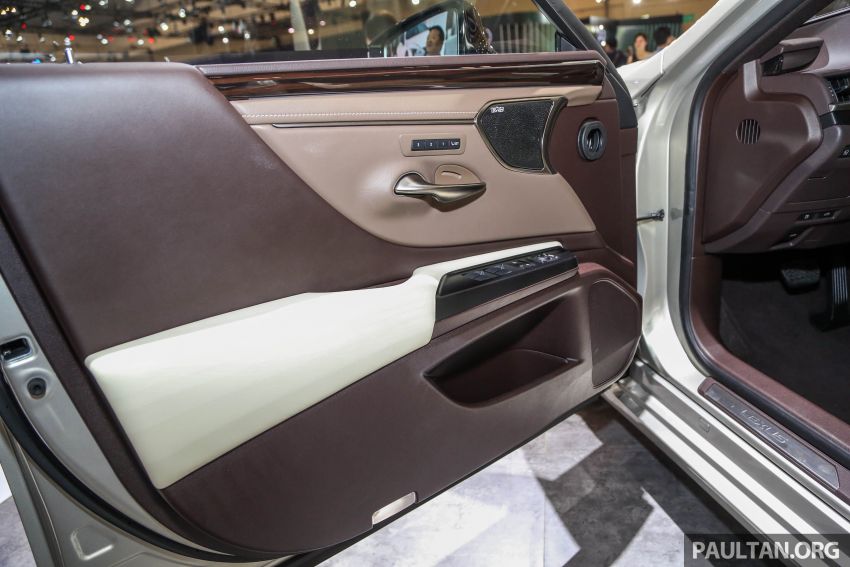 GIIAS 2018: New Lexus ES 300h launched in Indonesia 846556